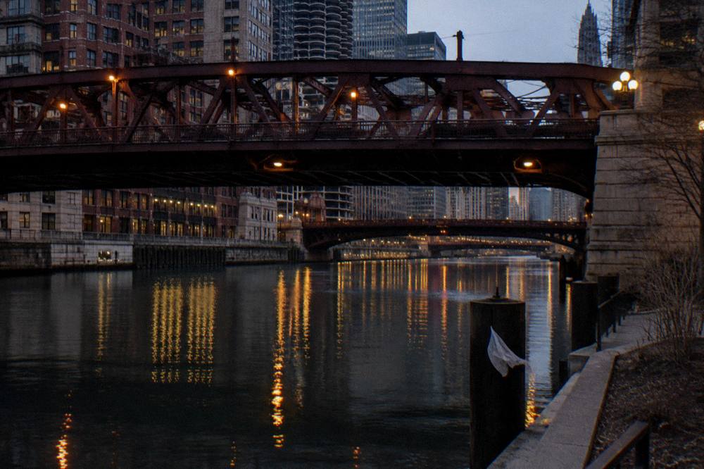 The Chicago River between the Clark and LaSalle street bridges at dusk